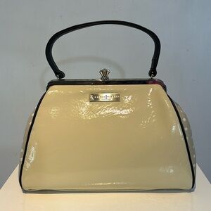 NWOT Karen Wilson handbag cream patent leather/polka dot detail black handle